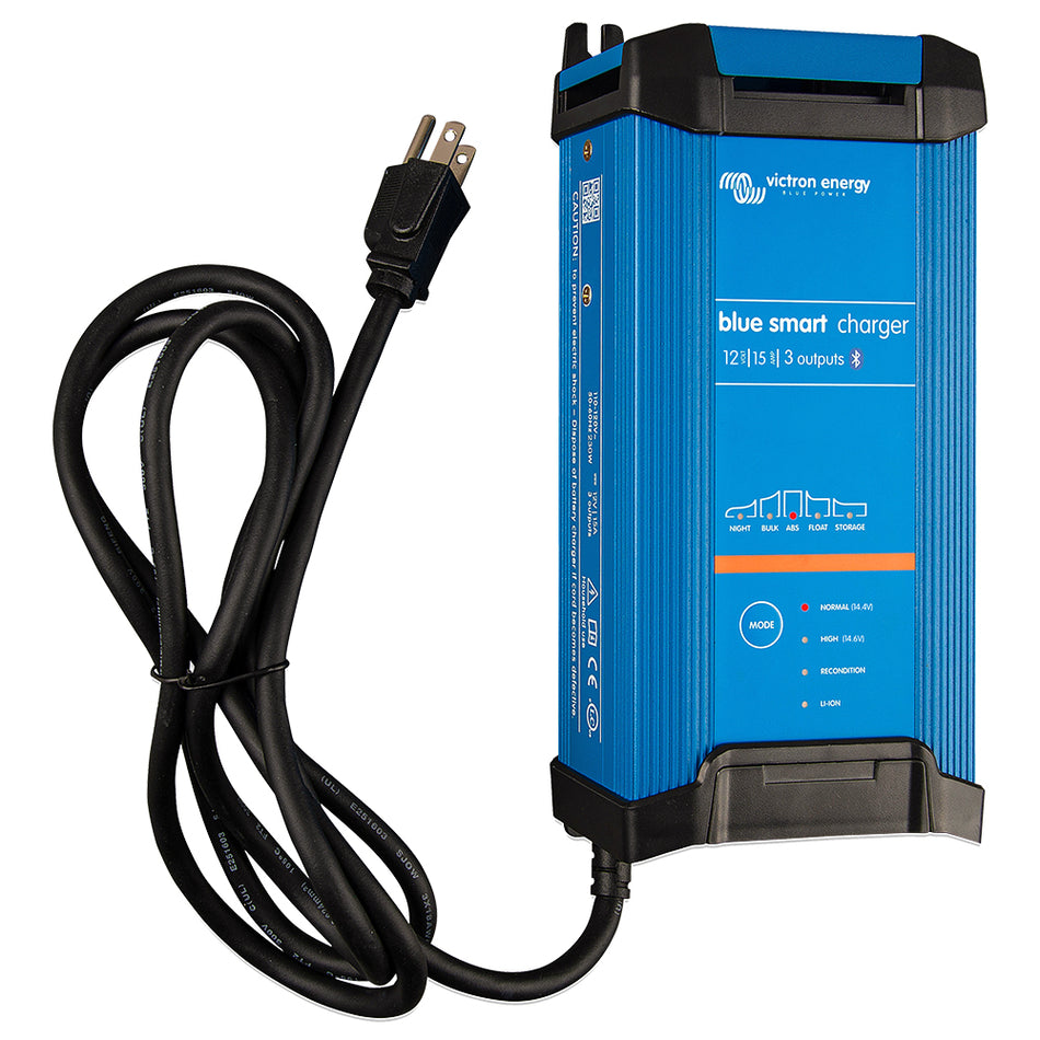 Cargador Victron Blue Smart IP22 de 12 V CC, 15 A, 3 bancos, 120 V, montaje en seco [BPC121546102]